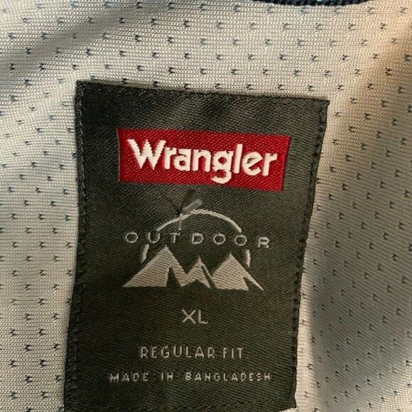 Wrangler Shirts Mens Size XL Outdoor Western Plaid Buttons Pockets Set Of 2 Tops - Picture 10 of 12